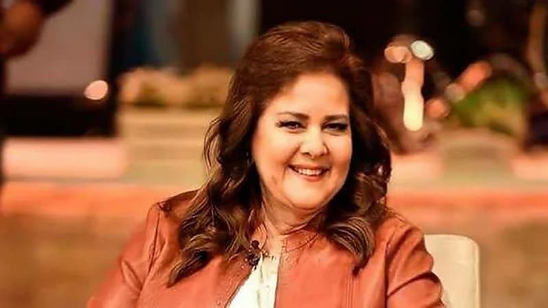  إيمي ودنيا سمير غانم تثيران قلق الجمهور بشأن صحة الفنانة دلال عبدالعزيز