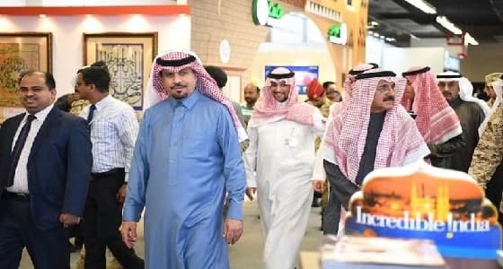 قبل ساعات من إنطلاقه..وزير الحرس الوطني يتفقد مقر مهرجان " الجنادرية "