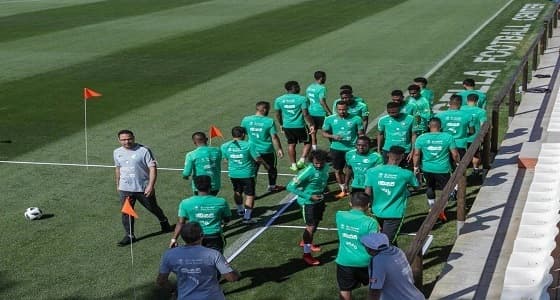 الأخضر يعلن عن قائمة الفريق المشاركة في معسكر سويسرا