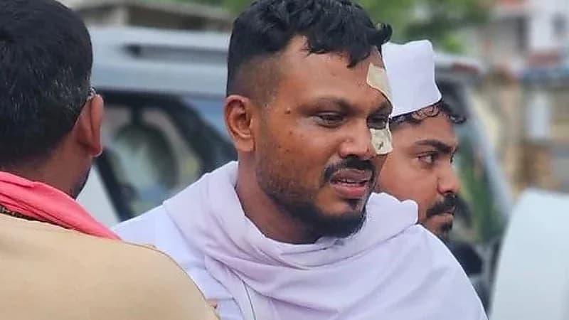 كوابيس تطارد الناجي الوحيد من كارثة طائرة الهند.. صور