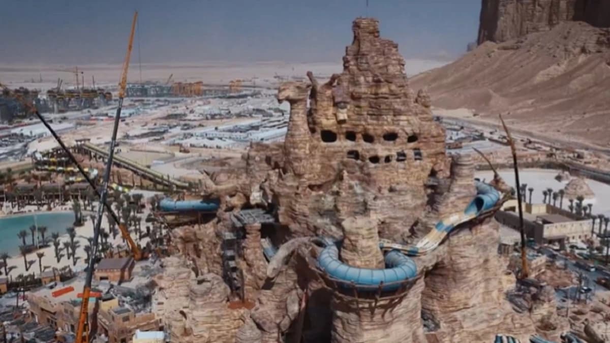 تقدم أعمال البناء بمشروع مدينة القدية.. فيديو