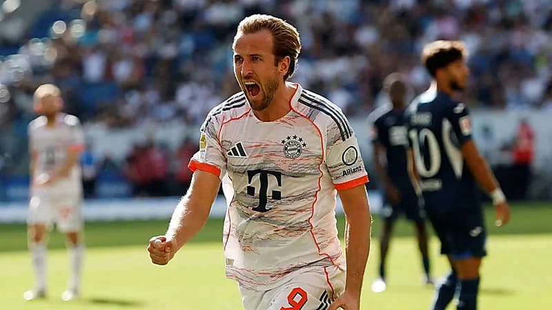 كين يقود بايرن لفوز ساحق على هوفنهايم