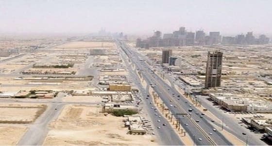 فيديو.. مستثمر عقاري يصدم المواطنين ويكشف مفاجأة بشأن نظام الأراضي البيضاء