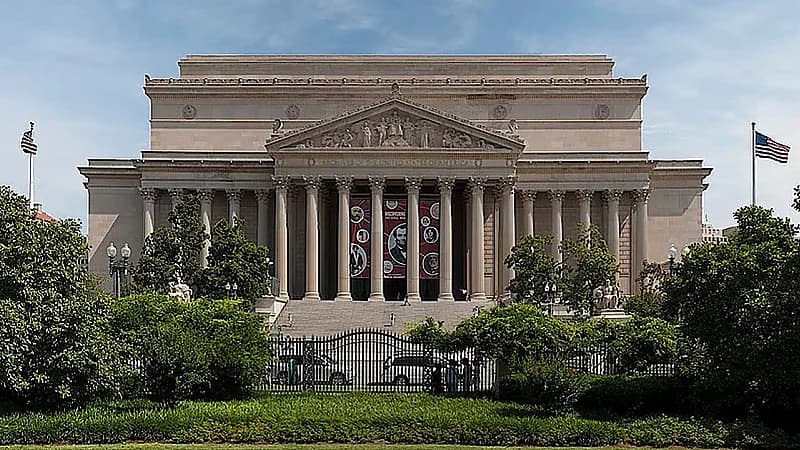 "الأرشيف الأمريكي" يطالب بإعادة فحص السجلات الشخصية لرؤساء أمريكا السابقين