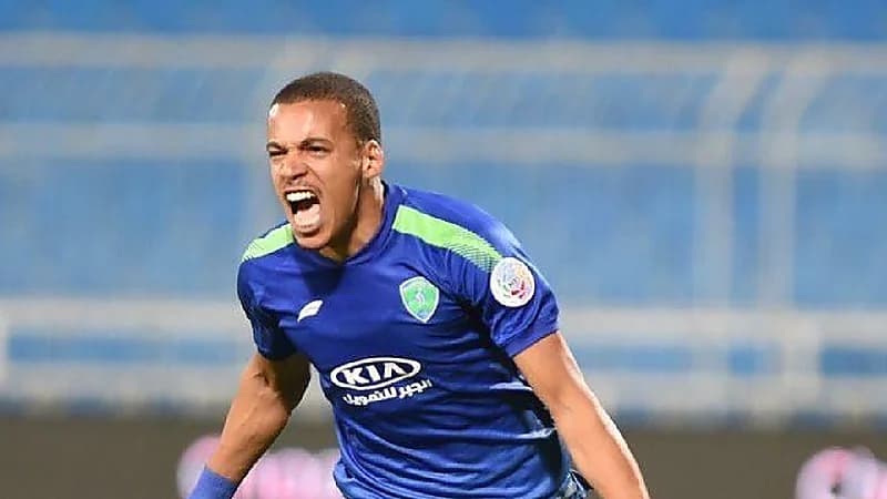 الفتح يكشف طبيعة إصابة "بن دبكة"