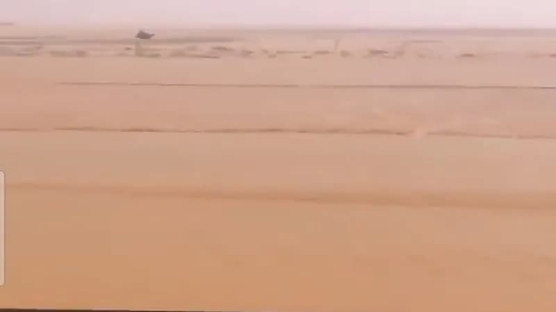 شاهد.. مياه الأمطار والسيول تقطع الطريق الرابط بين شقراء و المجمعة