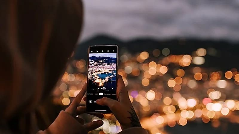 خادمة متهمة بتسريب فيديو خاص لزوجة رجل أعمال شهير