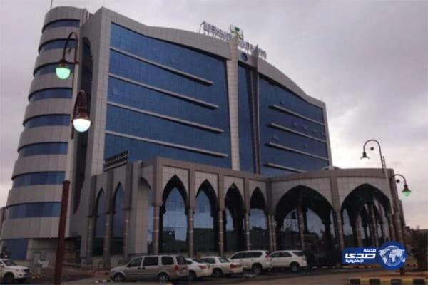 بالصور .. إحباط تهريب ٤ كيلوجرامات ذهب بجسر الملك فهد