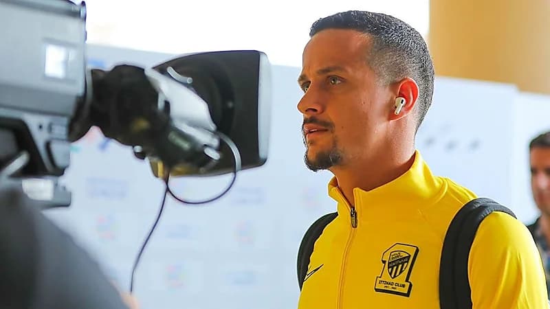 الاتحاد يفقد خدمات فيليبي في المونديال