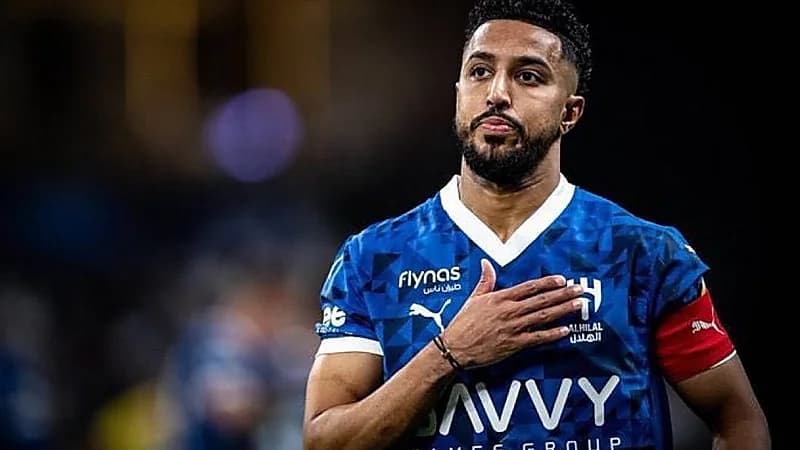 سالم الدوسري يطارد رقم غوميز