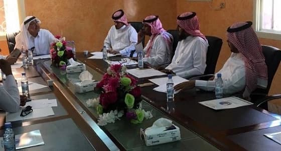 بلدي أملج يناقش ميزانية البلدية المقترحة وتسعيرة المطاعم