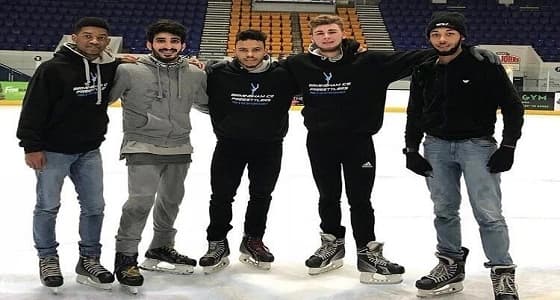 بالفيديو والصور.. " ملك الثلج " يسحر العالم بمهاراته