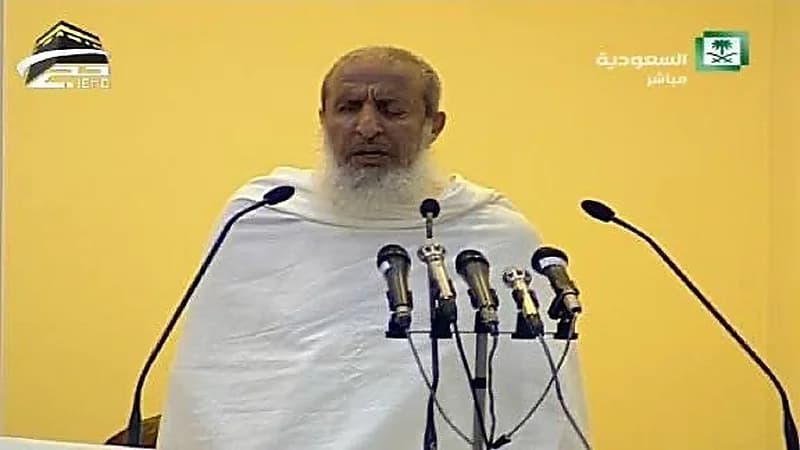 رحيل سماحة المفتي العام عبدالعزيز آل الشيخ.. حزن يلف المملكة والعالم الإسلامي