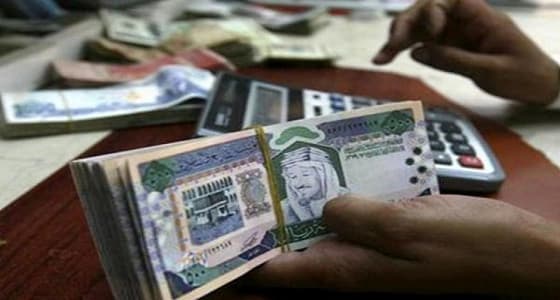 طبيب يكشف عن خطورة دمج لقاحات كورونا