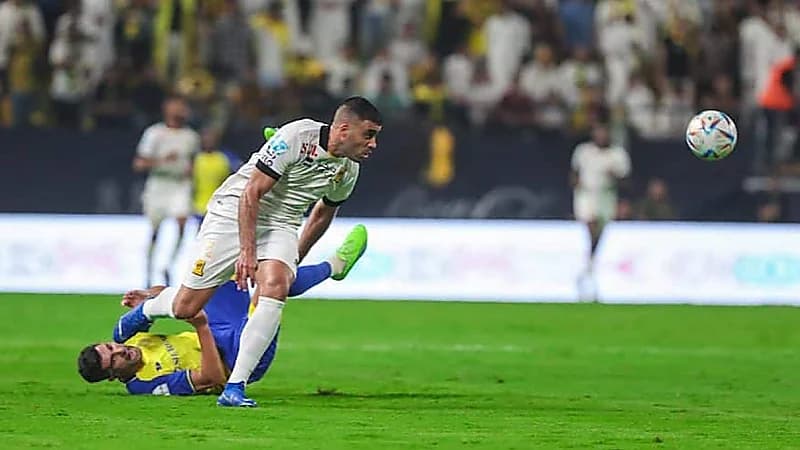 النصر يرفض شكوى حمدالله ويتعهد باتخاذ إجراء سريع(فيديو)