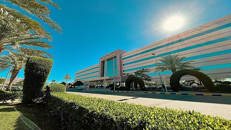 استئصال ورم بحجم 25 سم بالركبة من أربعيني بعملية دقيقة في مكة