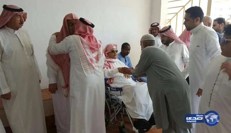 محافظ الطائف يعزي رجل أعمال "الشيخ تيسير الضابط" فى وفاة نجله