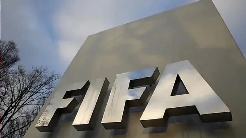 الفيفا يدرس رفع عدد المنتخبات إلى 64 في مونديال 2030