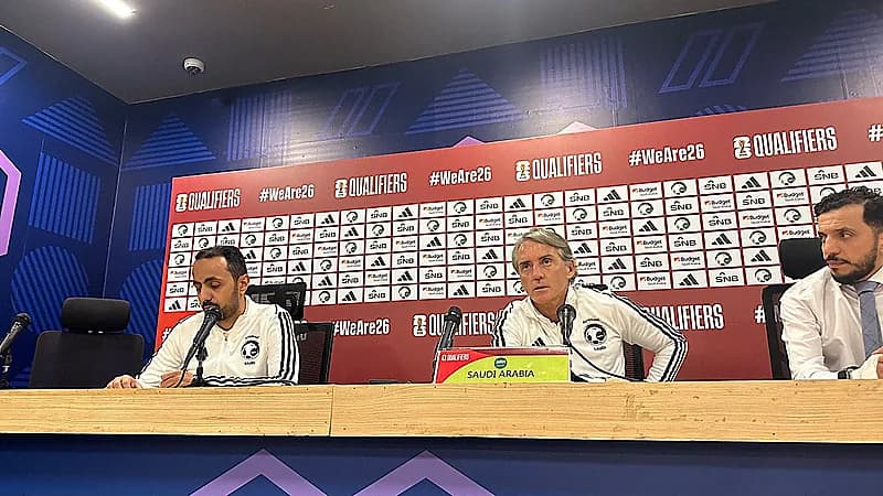 مانشيني : اللاعبين الحاليين هم الأفضل ويستطيعون تطبيق أفكاري