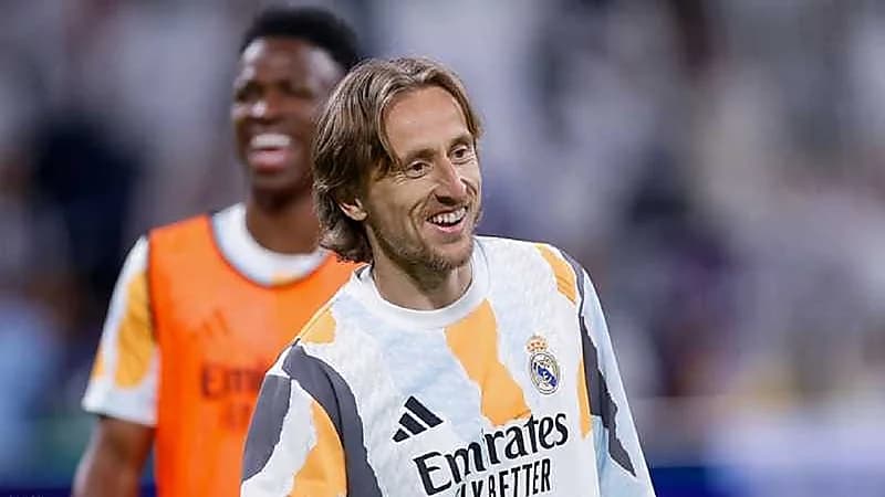 مودريتش يبحث عن مشروع جديد بعد ريال مدريد