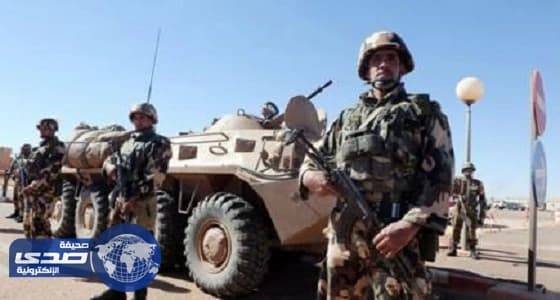 الجيش الجزائري يدمر قنابل ويوقف مهربين