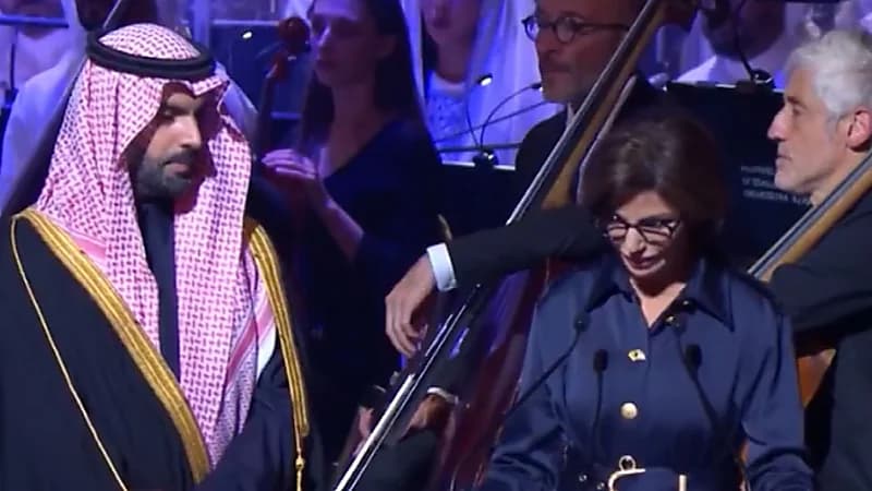 وزيرة الثقافة الفرنسية: فخورة برؤية 2030 ودور ولي العهد في تعزيز الشراكة الثقافة .. فيديو