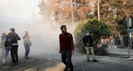 دبلوماس أمريكي يتهم صحفة " نيويورك تايمز " بالانحياز لنظام الملالي