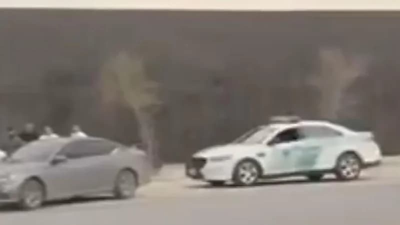 ضبط قائد مركبة بعد ممارسته التفحيط ومحاولته الهرب.. فيديو