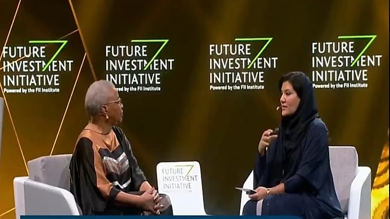 بالفيديو.. نصائح السيدة الأولى السابقة لموزمبيق وجنوب إفريقيا للنساء