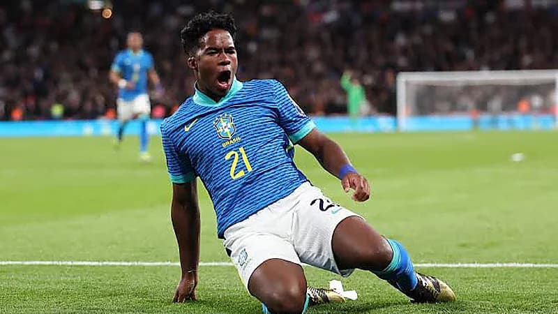 إندريك فيليبي يخطف الأنظار ويثير الإعجاب في ريال مدريد