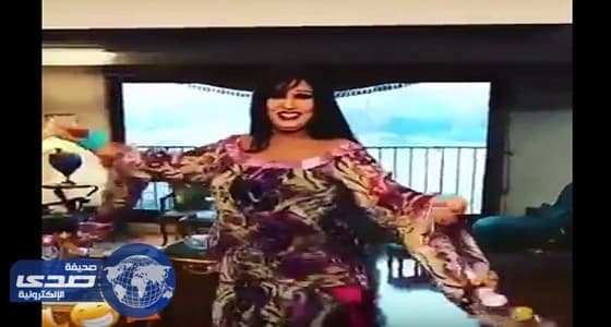 فيفي عبده تستعرض رشاقتها بالرقص الشرقي