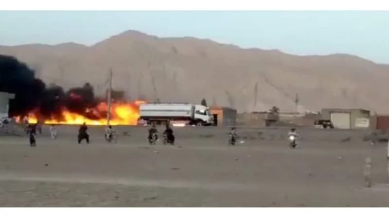 سائق ينقذ أهل بلدته بعد اشتعال ناقلة نفط