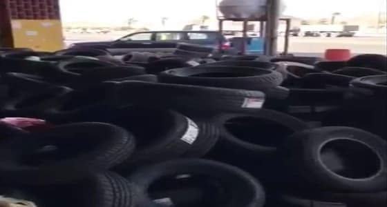 بالفيديو.. " التجارة " تتلف 470 إطاراً منتهي الصلاحية في حائل