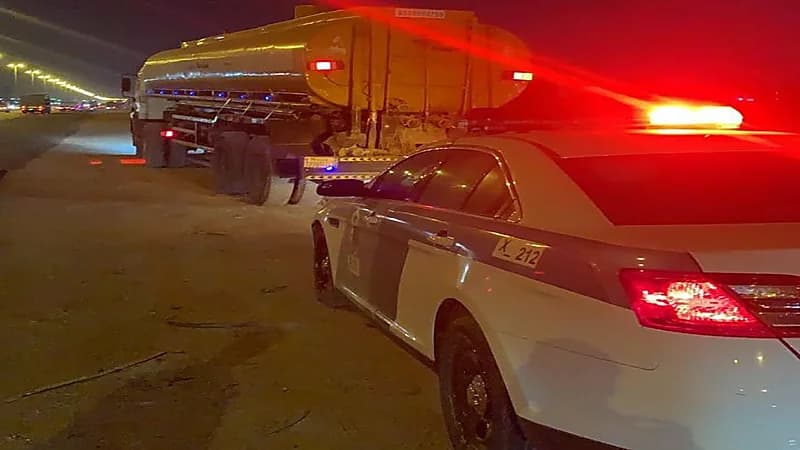 القبض على قائد مركبة تخطى الرصيف وتجاوز الإشارة في الرياض