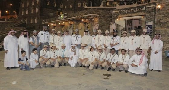 " كدوان " يرعى الدورة التأهيلية ويودع كشافة رجال ألمع