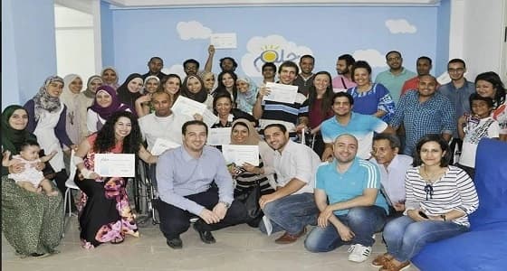 هوكنج " لازال حيا " .. قصة شاب مصري أبهر العالم وتحدى الشلل الدماغي