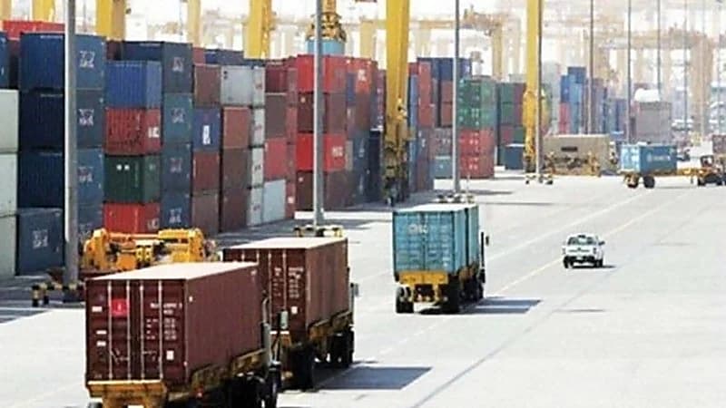 اتفاقية عبور الترانزيت بين الدول العربية تستثني الأسلحة والإغاثات