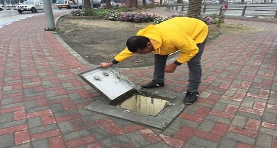 بالصور.. انتشار الفرق الميدانية بالشرقية لسحب تجمعات مياه الأمطار