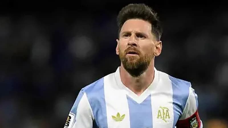 الكشف عن موعد آخر مباراة لميسي في الأرجنتين