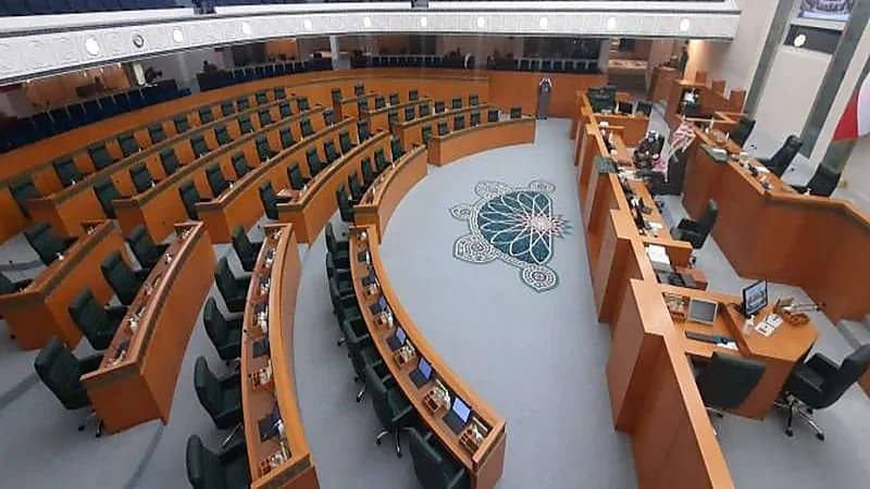 أنباء عن رفع مرسوم حل مجلس الأمة اليوم