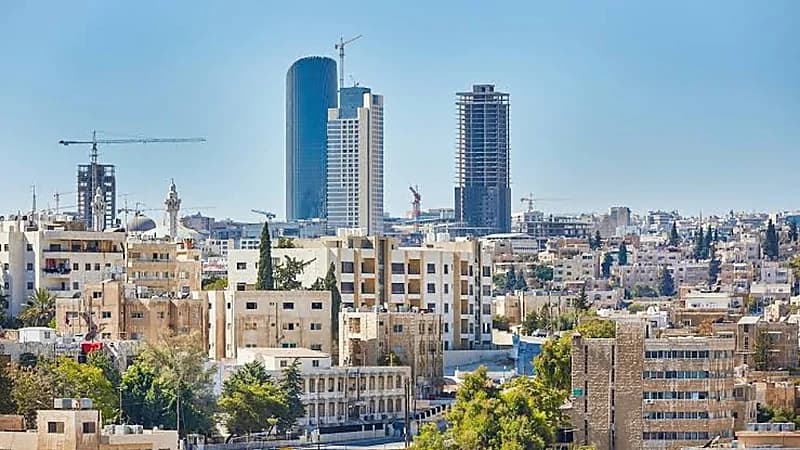 بالفيديو.. 8 وفيات بسبب نقص الأكسجين في ⁧‫الأردن