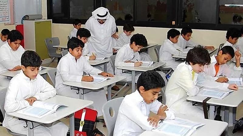 مستشار تربوي: فرض غرامة على الطلاب المتغيبين فكرة غير نظامية ..فيديو