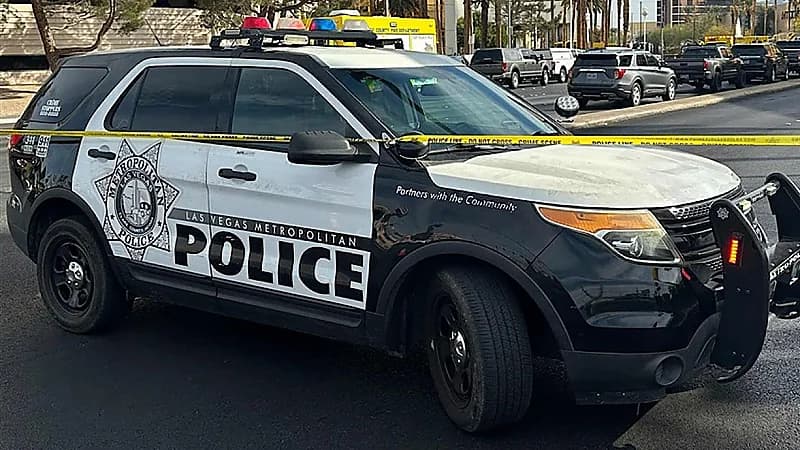 عشرات التهم لأربعينية استغلت تطبيقات مواعدة لاصطياد الأثرياء