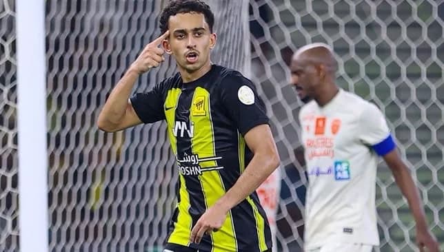 أحمد الغامدي مطلوب في 11 نادياً