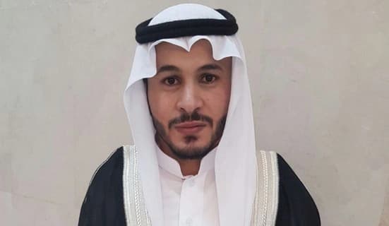 الهذلي في القفص الذهبي