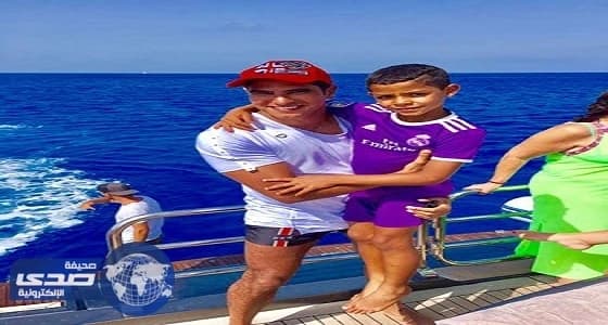 بالصور.. المصري " أبوهشيمة " يقضي العطلة الصيفية برفقة " رونالدو "