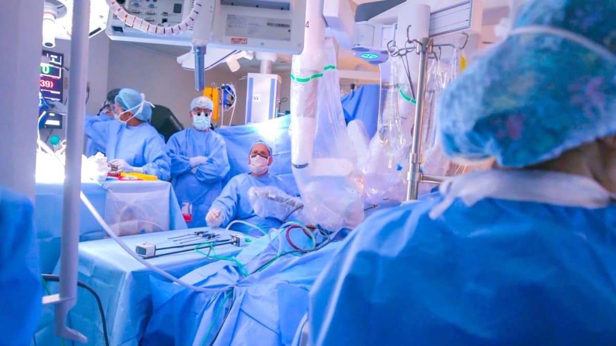 استشاري يوضح المقصود بعمليات "الزراعة التبادلية" للكلى.. فيديو