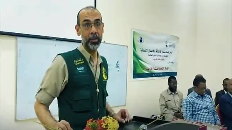 بالفيديو.. قصة رجل أعمال انتقل من سوق المال إلى العمل التطوعي بمركز الملك سلمان للإغاثة