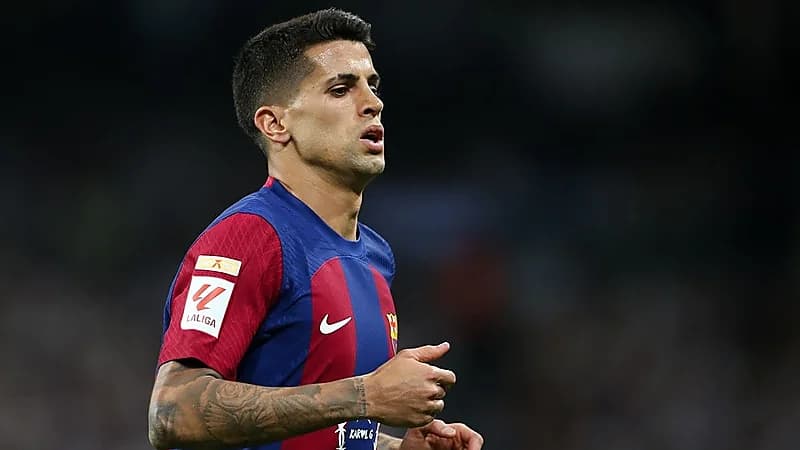 الأهلي ينافس الاتفاق على ضم لاعب مانشستر سيتي