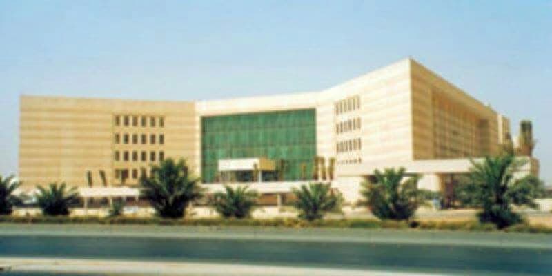 يمنية تصيب أبنتها بحروق متعددة في جسدها بالطائف